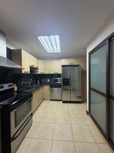 APARTAMENTO AMUEBLADO EN RENTA ZONA 10, SANTA MARIA