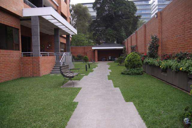 APARTAMENTO AMUEBLADO EN RENTA ZONA 10, SANTA MARIA