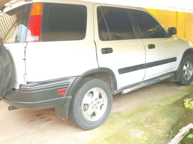 Vendo Camioneta Honda Crv 1999 AutomaticaPrecio Q35000 full extrasLista para traspasó Precio Q35,000 