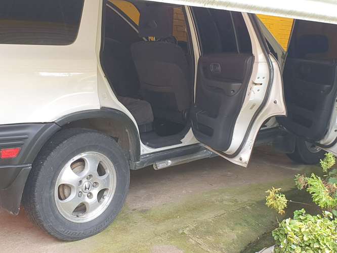 Vendo Camioneta Honda Crv 1999 AutomaticaPrecio Q35000 full extrasLista para traspasó Precio Q35,000 