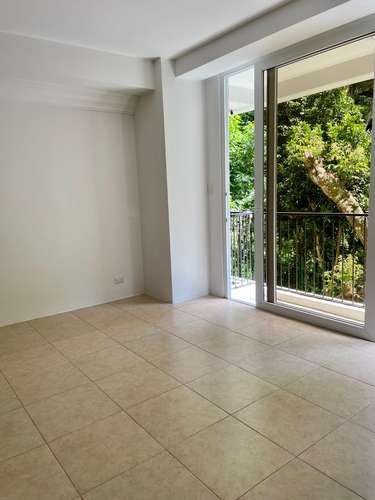 Apartamento Amueblado de 1 Habitación en zona 16