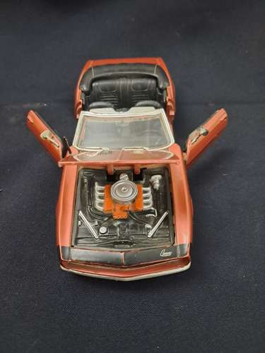 Carro de juguete marca chevrolet camaro ss 1968 - Imagen 4