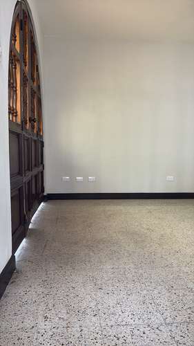 CASA EN RENTA PARA OFICINAS O VIVIENDA ZONA 15, COLONIA EL MAESTRO ( J ) - Imagen 12