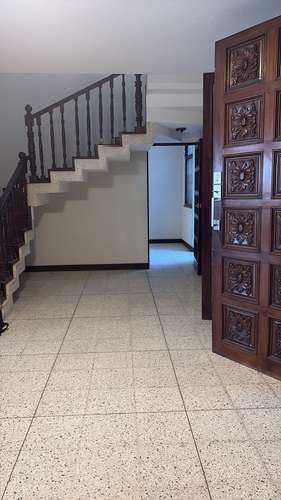 CASA EN RENTA PARA OFICINAS O VIVIENDA ZONA 15, COLONIA EL MAESTRO ( J ) - Imagen 3