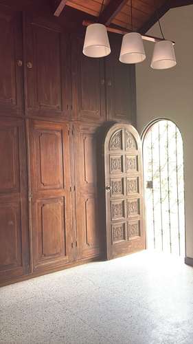 CASA EN RENTA PARA OFICINAS O VIVIENDA ZONA 15, COLONIA EL MAESTRO ( J ) - Imagen 4
