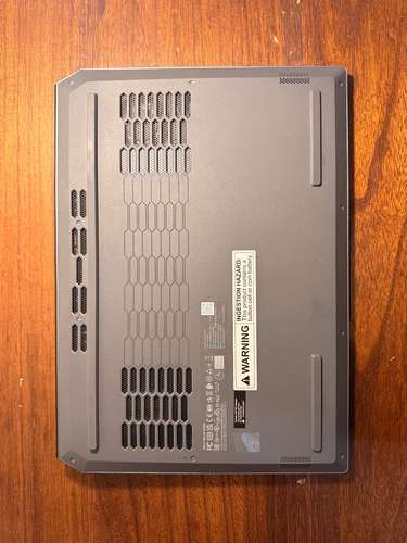 Laptop Gamer Lenovo LOQ 15 | Ryzen 7 | RTX 4060 8GB | 16GB RAM | 1TB SSD | Q11,000 (NEGOCIABLE)