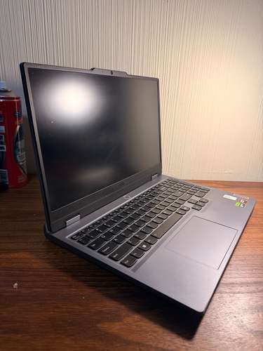 Laptop Gamer Lenovo LOQ 15 | Ryzen 7 | RTX 4060 8GB | 16GB RAM | 1TB SSD | Q11,000 (NEGOCIABLE)
