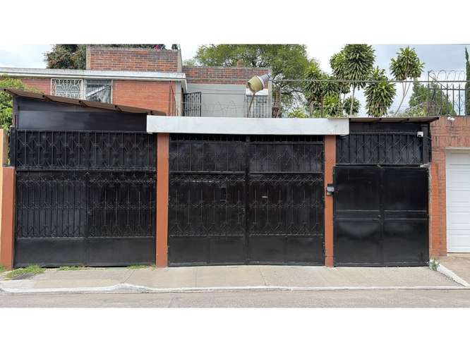  CASA EN RENTA – 3 HABITACIONES  | JARDINES DE LA ASUNCIÓN | ZONA 5