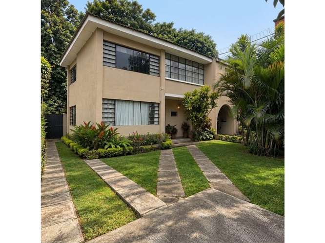  CASA EN VENTA – 4 HABITACIONES  | COLONIA SANTA ELISA | ZONA 12