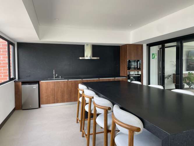 Apartamento Amueblado Nuevo de 1 Habitación en zona 13 - Imagen 15