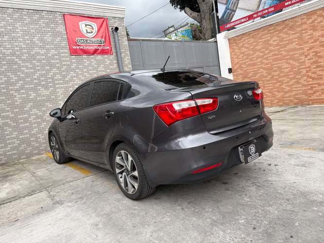 Kia Rio EX de Agencia Modelo 2016