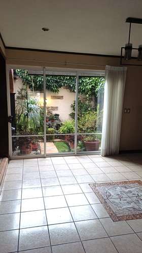 Casa en Alquiler en zona 16 Residencial Montesolar - Imagen 8