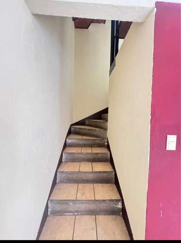 VENDO CASA GRANDE, condominio el Frutal 1 zona 5 de Villa Nueva - Imagen 5