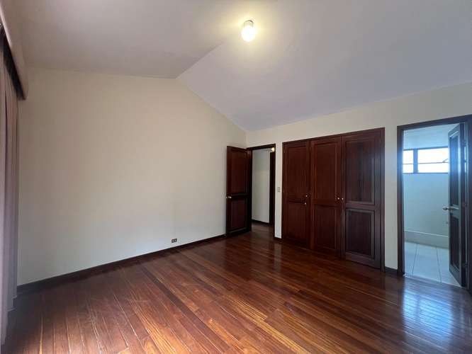 CASA DUPLEX EN ALQUILER COLONIA OAKLAND - Imagen 9