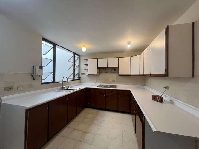 CASA DUPLEX EN ALQUILER COLONIA OAKLAND - Imagen 3