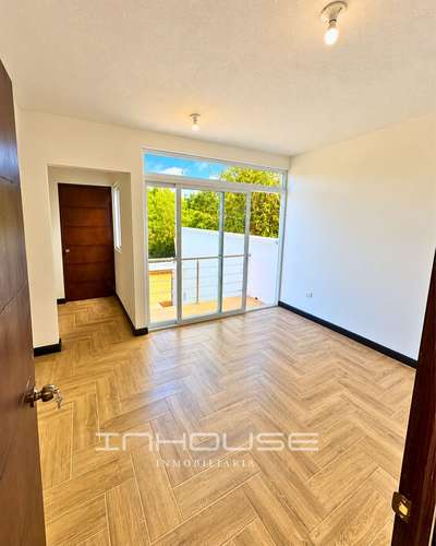 CASA EN VENTA EN ZONA 16 PARA ESTRENAR   - Imagen 5