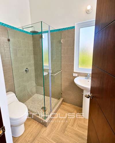 CASA EN VENTA EN ZONA 16 PARA ESTRENAR   - Imagen 7