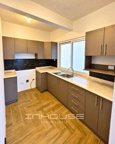 CASA EN VENTA EN ZONA 16 PARA ESTRENAR   - Imagen 9