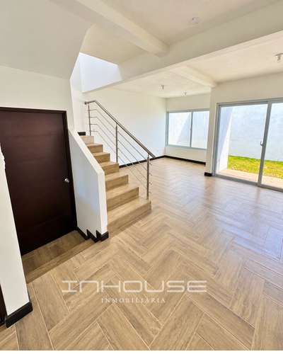 CASA EN VENTA EN ZONA 16 PARA ESTRENAR  