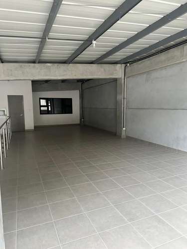 Ofibodega en Zona 18