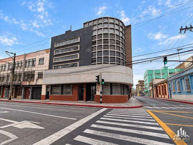 Amplio Edificio Comercial en Venta y Renta en la Zona 1, Ciudad de Guatemala - Imagen 2