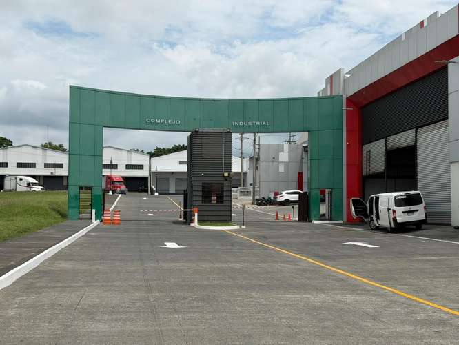 Bodega en Km 62 Autopista a Puerto Quetzal, Escuintla