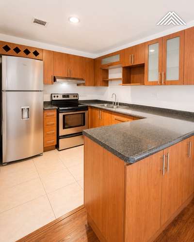 Apartamento en Alquiler zona 10 edificio Alandra - Imagen 8