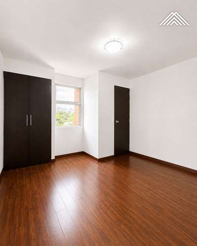Apartamento en Alquiler zona 10 edificio Alandra - Imagen 4