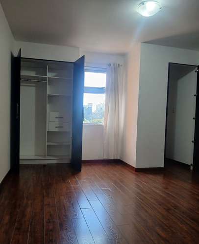 Apartamento en Alquiler zona 10 edificio Alandra - Imagen 13