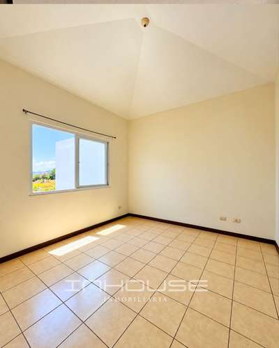 CASA EN VENTA EN VILLA NUEVA, HACIENDA DE LAS FLORES  - Imagen 7