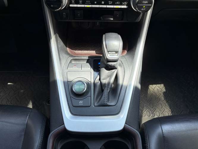 Toyota Rav4 Hybrid de Agencia Modelo 2021 - Imagen 19
