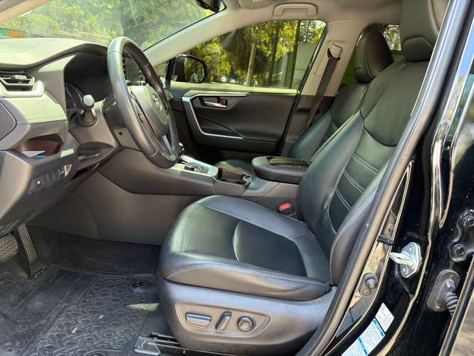 Toyota Rav4 Hybrid de Agencia Modelo 2021 - Imagen 12