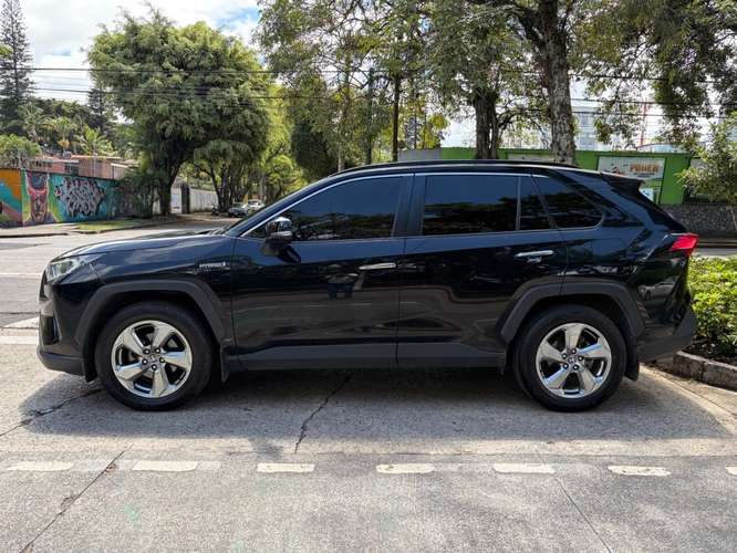 Toyota Rav4 Hybrid de Agencia Modelo 2021 - Imagen 6