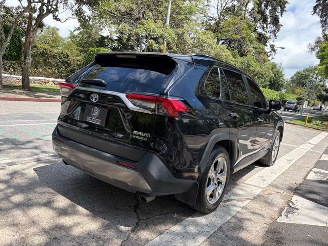 Toyota Rav4 Hybrid de Agencia Modelo 2021 - Imagen 3