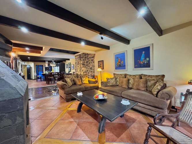 EN VENTA: COMPLEJO RESIDENCIAL DE TRES APARTAMENTOS - Imagen 5