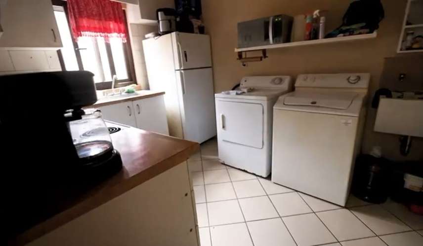 EN VENTA: COMPLEJO RESIDENCIAL DE TRES APARTAMENTOS - Imagen 15