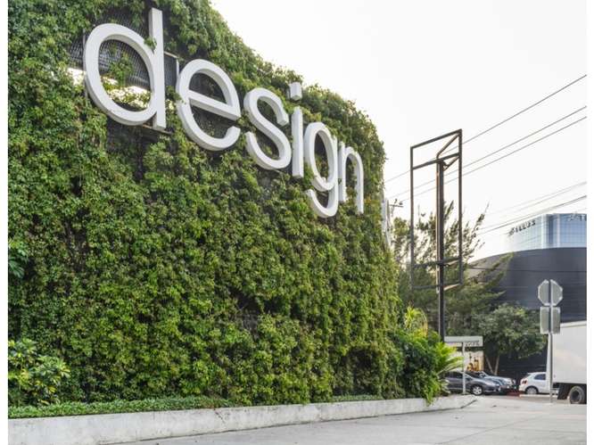 LOCAL COMERCIAL EN VENTA – 232.22 m²  | DESIGN CENTER | ZONA 10