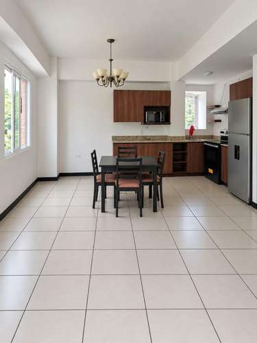 APARTAMENTO EN RENTA EN HEXA CAÑADA ZONA 16 - Imagen 2