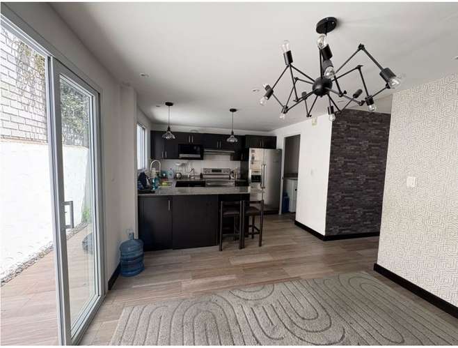CASA EN VENTA EN RESIDENCIALES ALBORETTO ZONA 10 DE SANTA CATARINA PINULA - Imagen 3