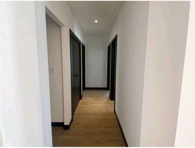 APARTAMENTO EN RENTA EN LIRIOS 3 ZONA 16 - Imagen 10