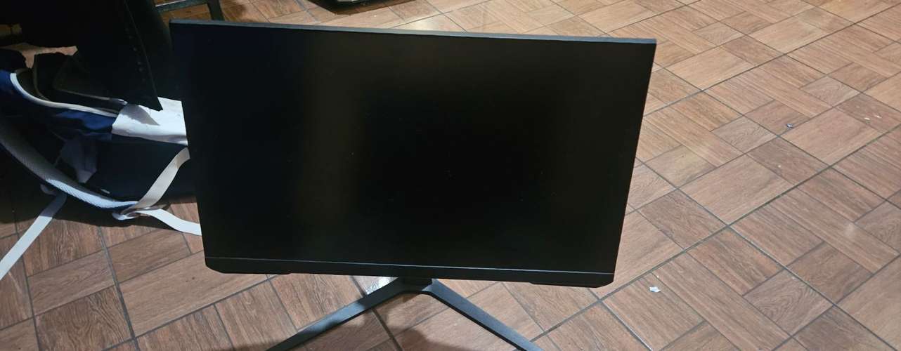 Monitor 1080P 144hz de 24" 