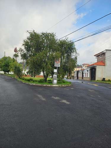 GANGA CASA EN VENTA en Las Viñas Hacienda, Fraijanes – Q1,200,000 Neg