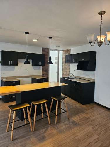 GANGA CASA EN VENTA en Las Viñas Hacienda, Fraijanes – Q1,200,000 Neg
