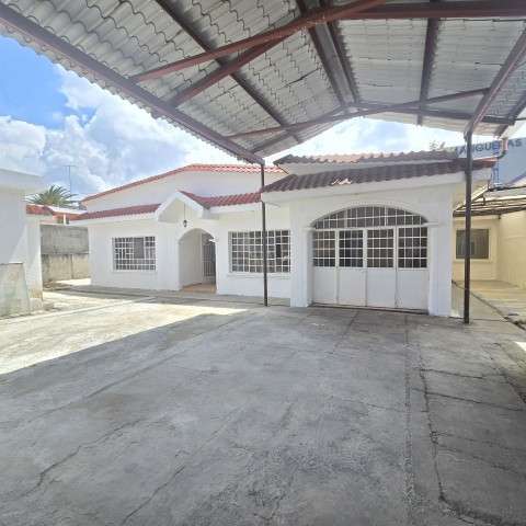 Casa en Renta para Negocio u Oficinas Zona 12 Guatemala
