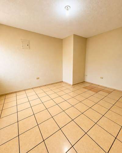 APARTAMENTO EN RENTA ZONA 5 PRIMER NIVEL - Imagen 2