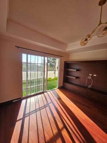 Apartamento en alquiler zona 16 con jardín de 2 habitaciones  - Imagen 3