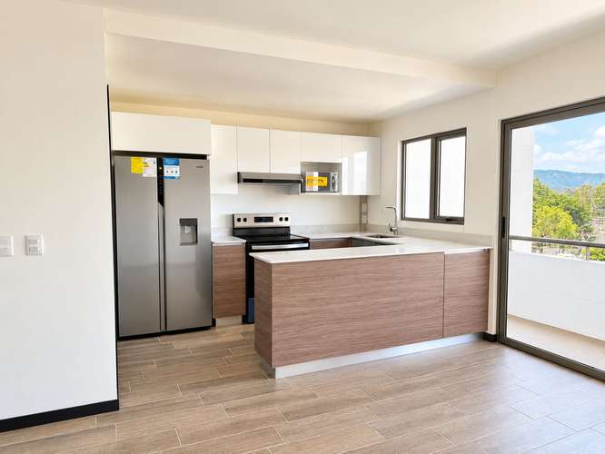 Apartamento en Renta en Zona 14 Edificio Segueria  - Imagen 2