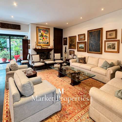 House for Sale in Zone 15 Vista Hermosa I with 4 Bedrooms and Garden