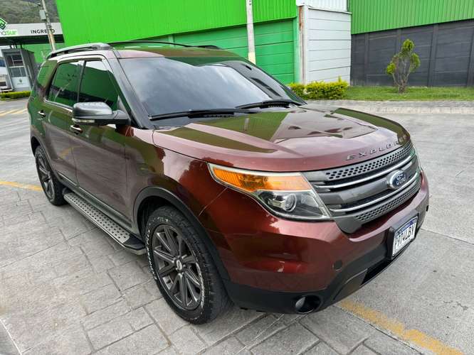 Ford Explorer 2015 4x4 - Imagen 1