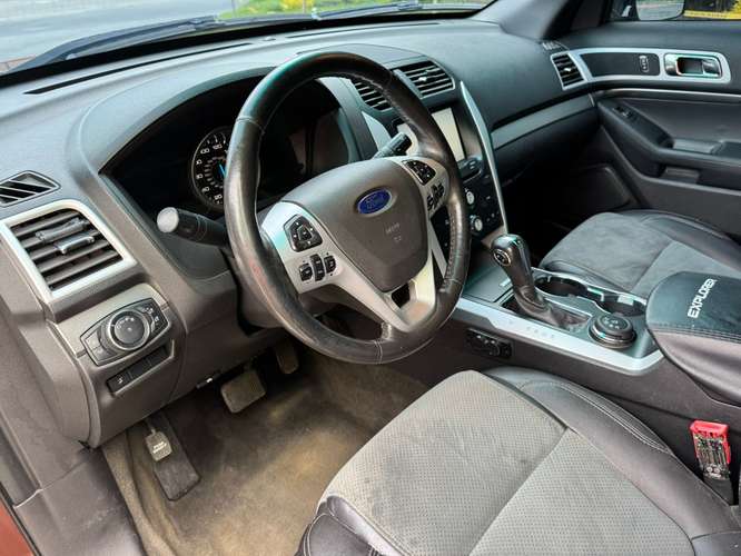 Ford Explorer 2015 4x4 - Imagen 6